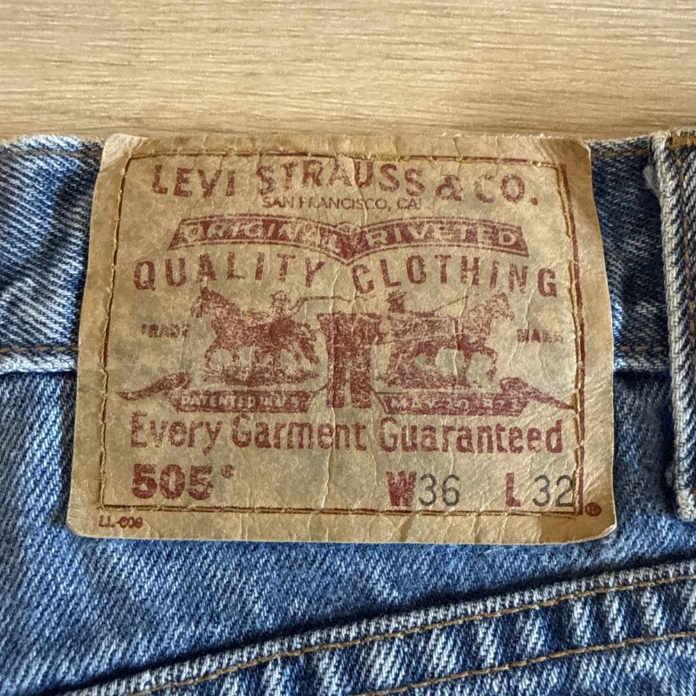 Vtg 1999 Levi's 505 Jeans Men Sz 36 x 32 Blue Made in Columbia Straight Leg - Picture 3 of 12